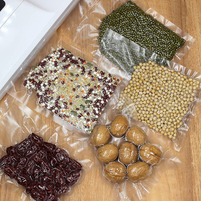 Ukuran Disesuaikan QS Embossed Vacuum Sealer Rolls BPA Free Food Vacuum Storage Bags