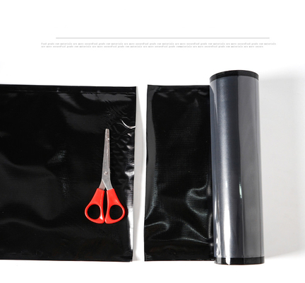 Kacang Kantong Plastik Hitam Vacuum Seal Roll Penyimpanan Makanan Kemasan Tidak Beracun 6mm